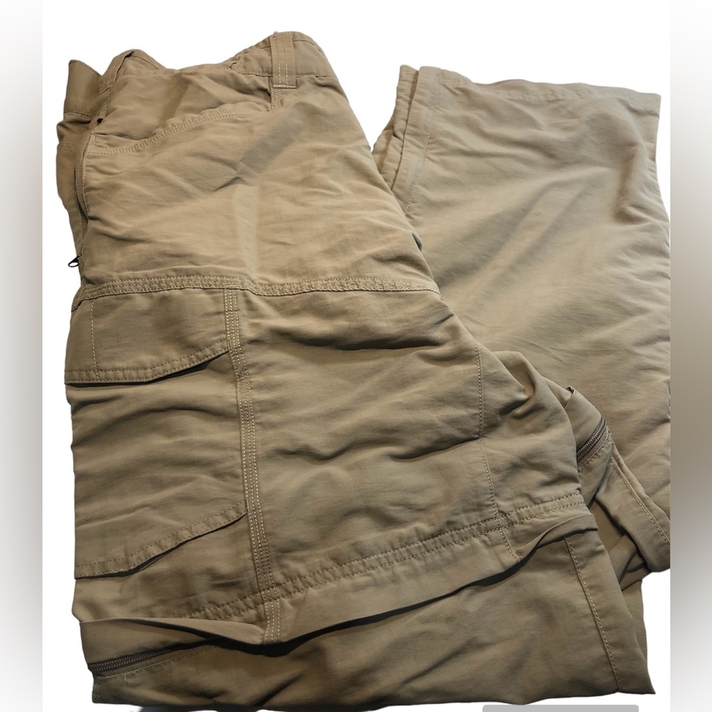The North face Vintage Convertible Pant Men’s Medium Nylon